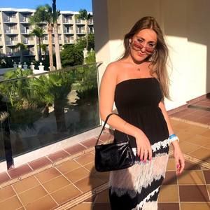 Meet your Posher, Eliana